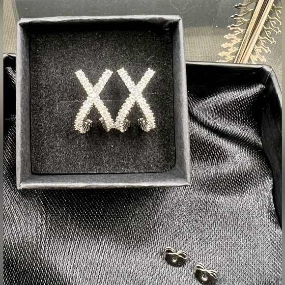 NIB Stamped 925 Sterling Silver & Zircon Criss Cross Letter X Drop Earrings - Picture 7 of 14